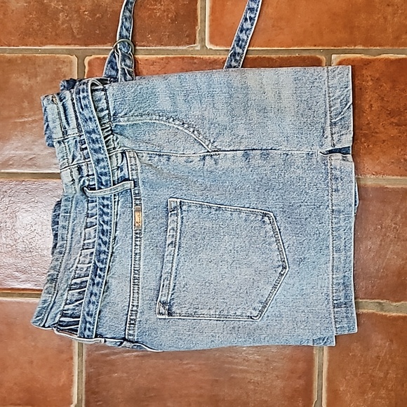 Kancan 90s High Rise Belted Denim Shorts - Picture 4 of 10
